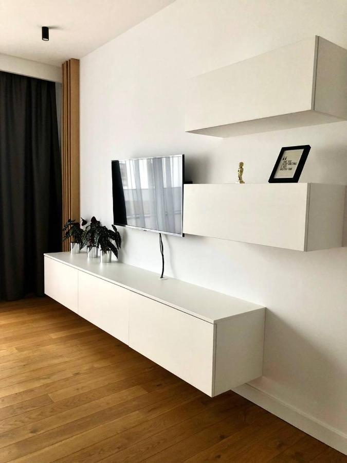 وارسو Apartaments Airport Okecie Premium المظهر الخارجي الصورة