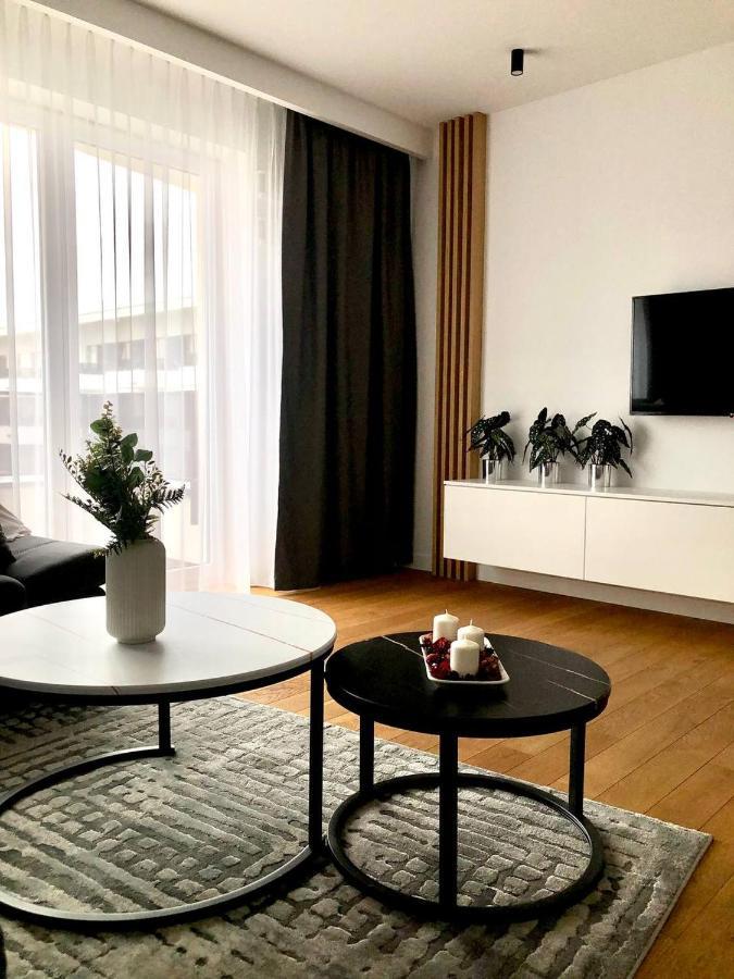 وارسو Apartaments Airport Okecie Premium المظهر الخارجي الصورة